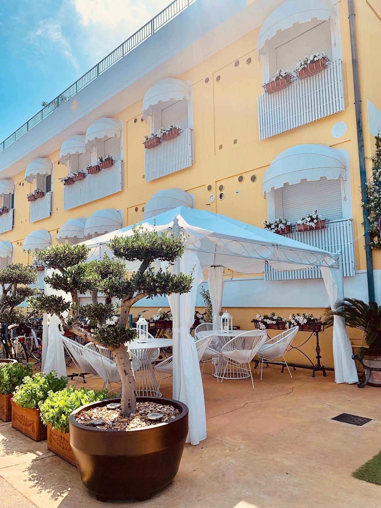 Meuble Tripoli Hotel Grado Exterior photo