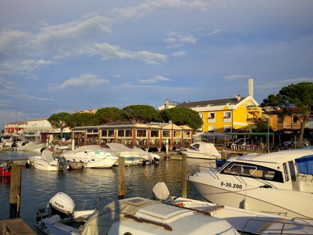 Meuble Tripoli Hotel Grado Exterior photo